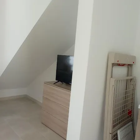 Bilocale A 2 Passi Dal Mare Di Montalbano Ferienhaus