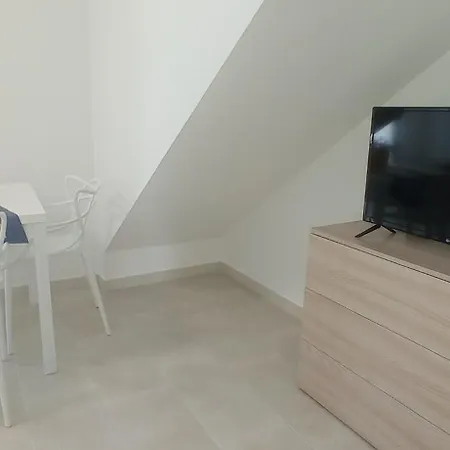 Bilocale A 2 Passi Dal Mare Di Montalbano *