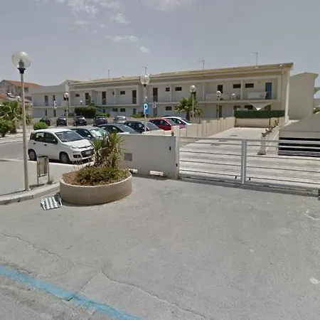 Bilocale A 2 Passi Dal Mare Di Montalbano Feriehus